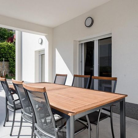 Peaceful Haven Near The Sea-Apartments Torlak Rab Banjol Buitenkant foto