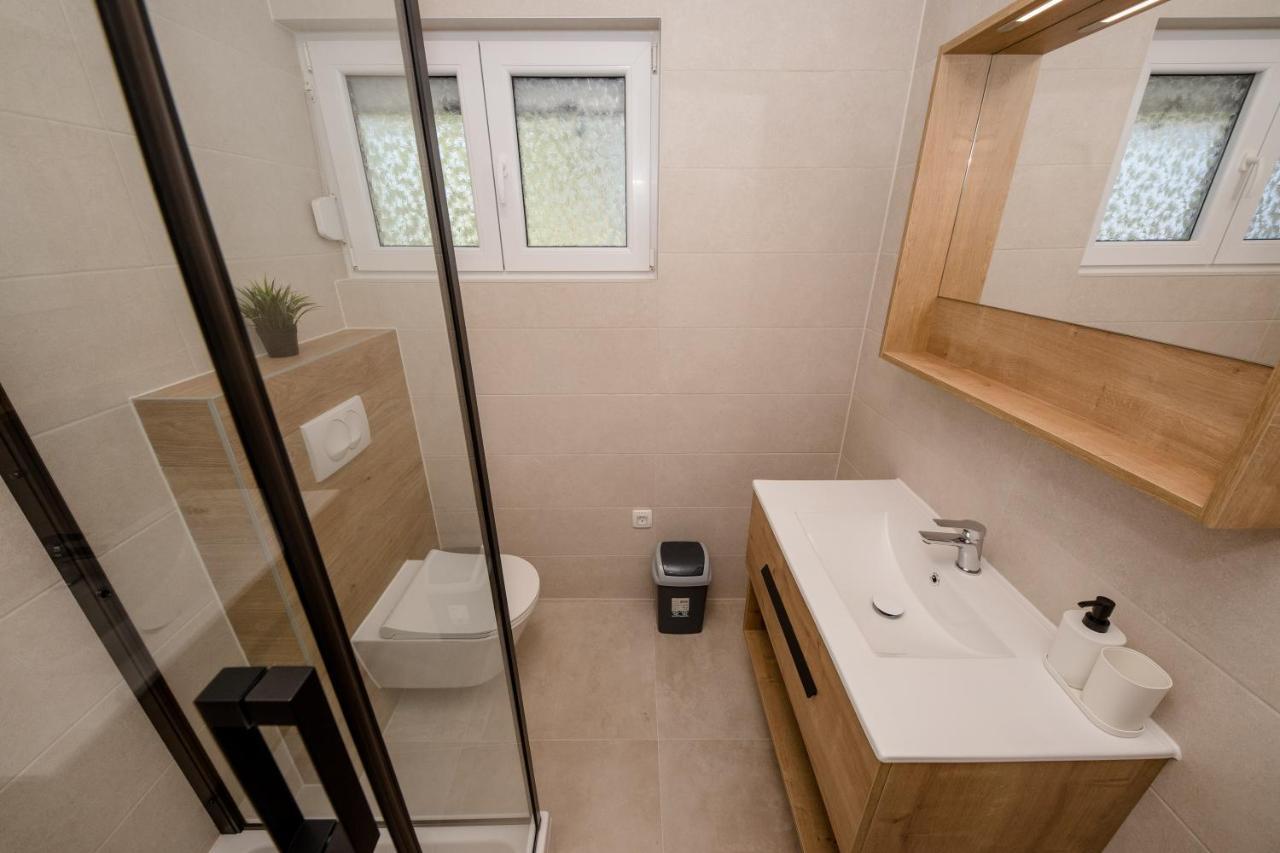 Peaceful Haven Near The Sea-Apartments Torlak Rab Banjol Buitenkant foto