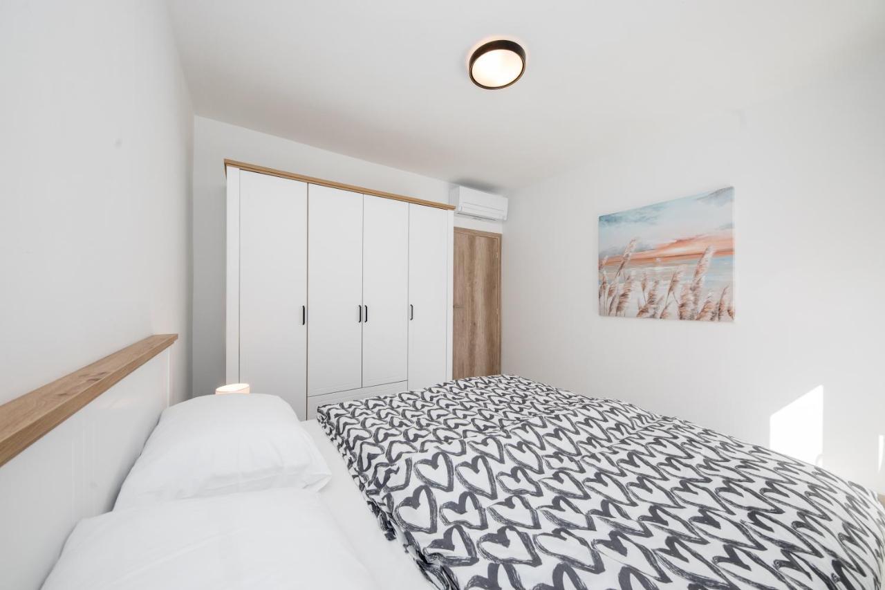 Peaceful Haven Near The Sea-Apartments Torlak Rab Banjol Buitenkant foto