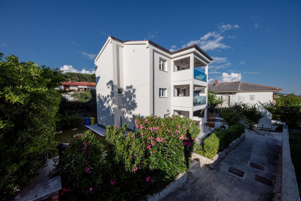 Peaceful Haven Near The Sea-Apartments Torlak Rab Banjol Buitenkant foto